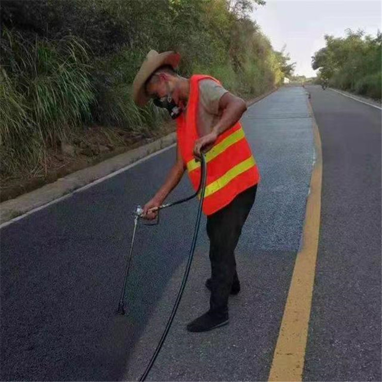 怒江 彩色防滑路面的底涂是保障路面附着力